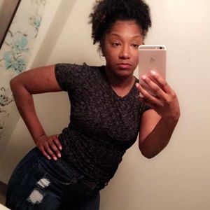 Meet your Posher, Jalicia